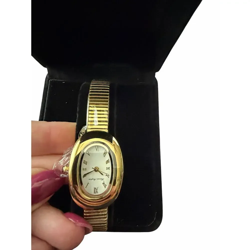 NWOT Heaven Mayhem Gold Tone Oval Watch